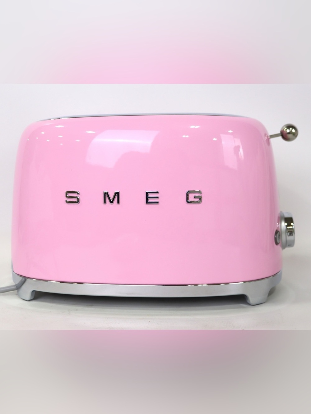 SMEG Pastel Pink 2-Slice Toaster/ New Box Is Slightly Damaged